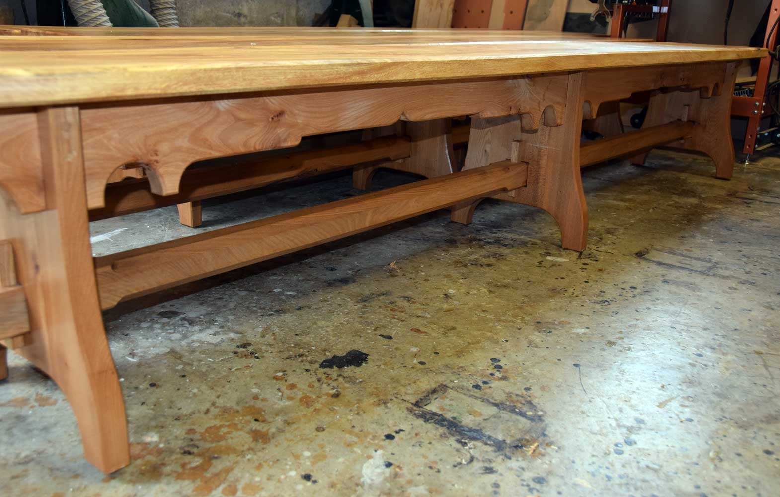 Classic Elm Bench